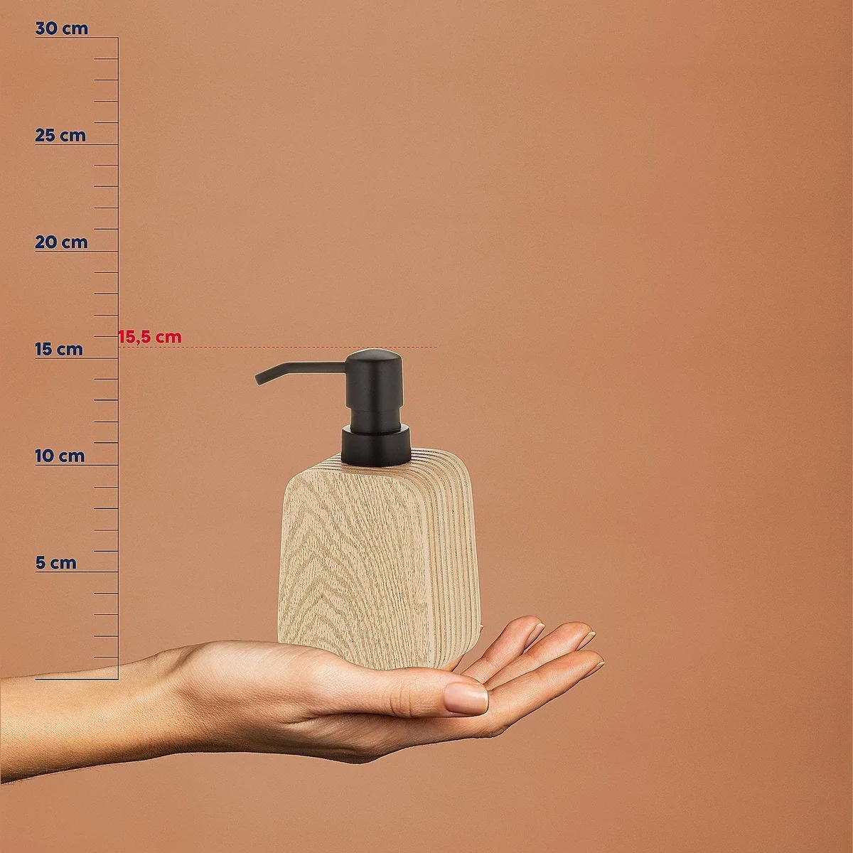 Kela Seifenspender Kaiu, Holzoptik, 250 ml, leicht zu befüllen 4