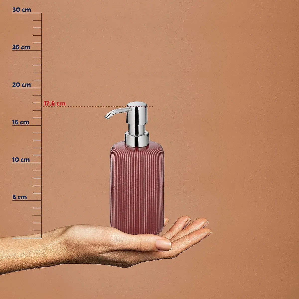 Kela Seifenspender Ava, glänzende Keramik, 350 ml, austauschbarer Pumpkopf 4