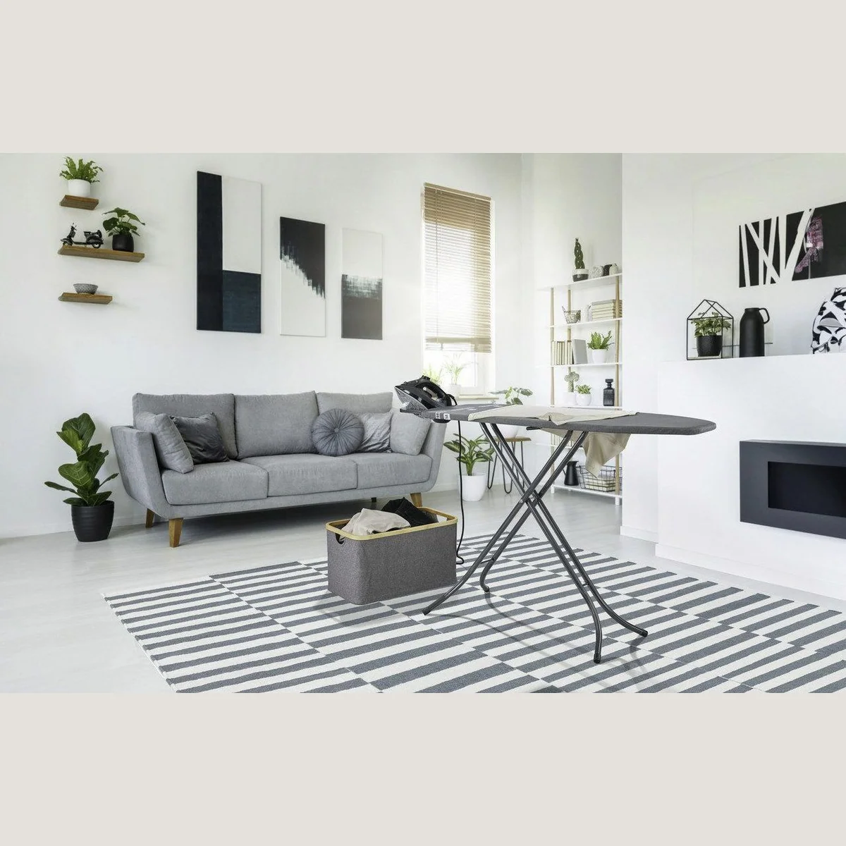 Leifheit Bügelbrett Classic M, platzsparend, höhenverstellbar, stilvolles Design — 120 x 38 cm 4
