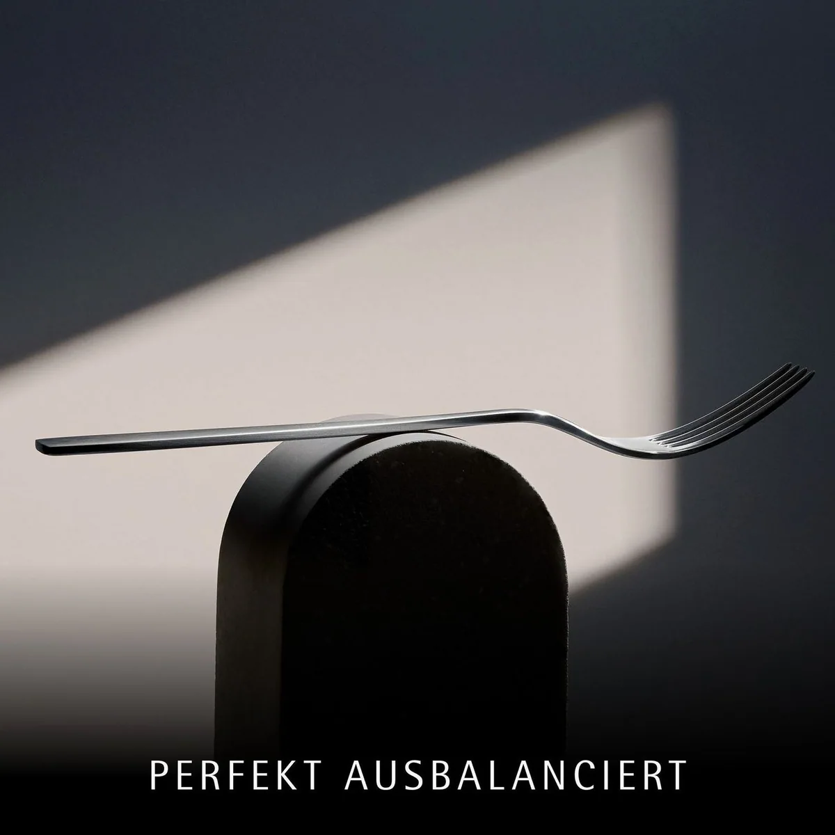 WMF Besteck-Set Philadelphia, ergonomische Haptik, Cromargan Edelstahl — 30-teilig für 6 Personen 5