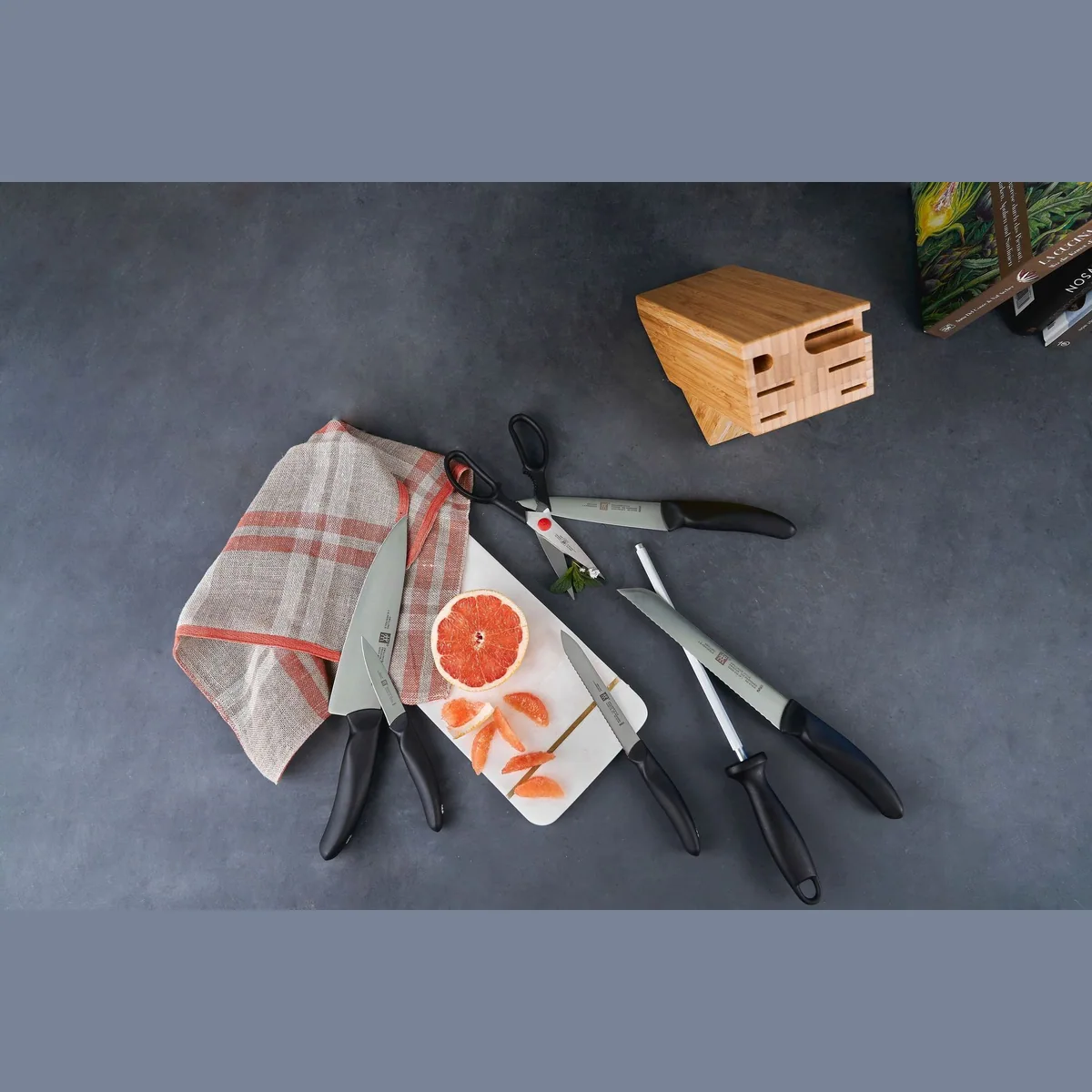 Zwilling Messerblock STYLE, 8-teilig, eisgehärtete Klingen, ergonomische Griffe 5