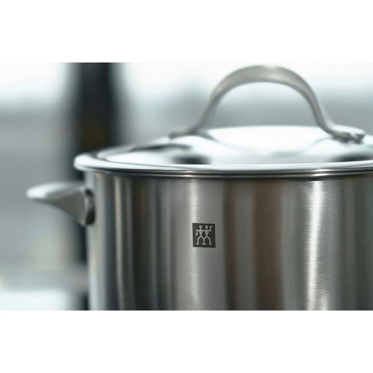 Zwilling Topf-Set Essence, 7-teilig, Edelstahl 18/10 — optimale Wärmeverteilung, Füllskala, ergonomische Griffe 4