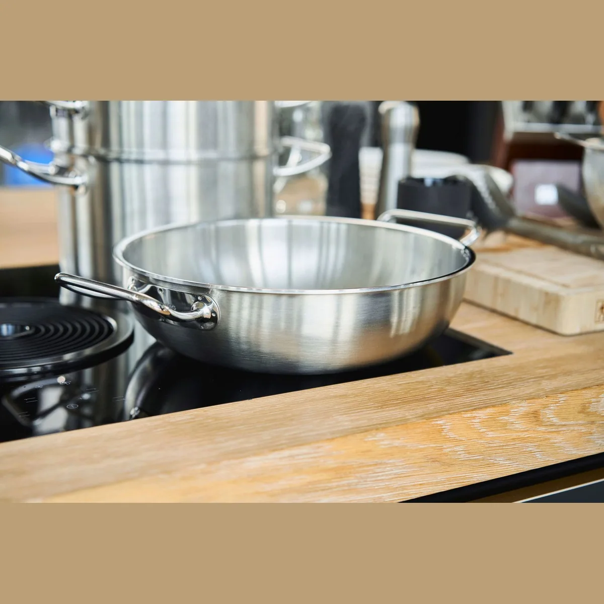 Zwilling Wok Pro, Edelstahl 18/10, induktionsgeeignet, 30 cm Durchmesser 3