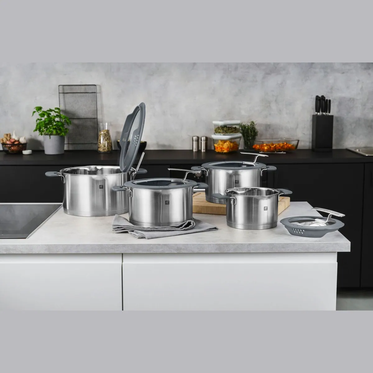 Zwilling Topf-Set Simplify, Edelstahl, integriertes Sieb, 4-teilig 2